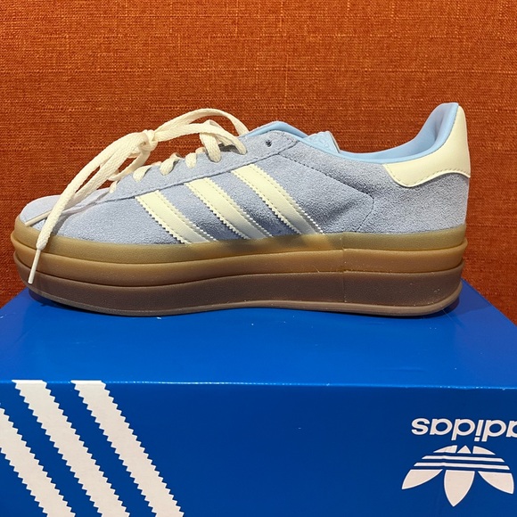 Adidas Gazelle Light Blue Suede with White and Gold Accents - Picture 5 of 7